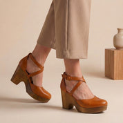 Women's Chic Artisanal Closed-Toe Wood Platform Wedges