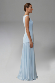 Women's Trendy Pleated Maxi Dress with Fitted Waist Design
