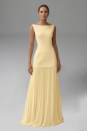 Women's Trendy Pleated Maxi Dress with Fitted Waist Design